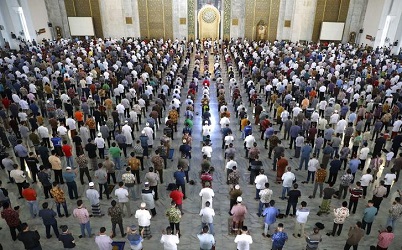 Malaysia Akan Izinkan 80 Masjid Dibuka Kembali untuk Shalat Jum'at